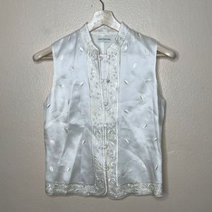 vintage embroidered 100% silk top